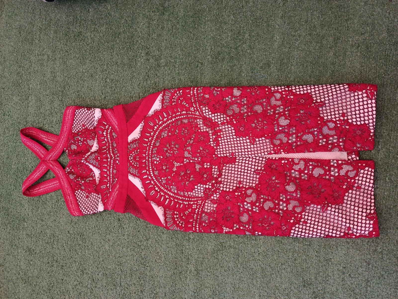 Vestido chic sexy rojo con encaje Three Floor by Liza Korn Talla XS nuevo – photo 6
